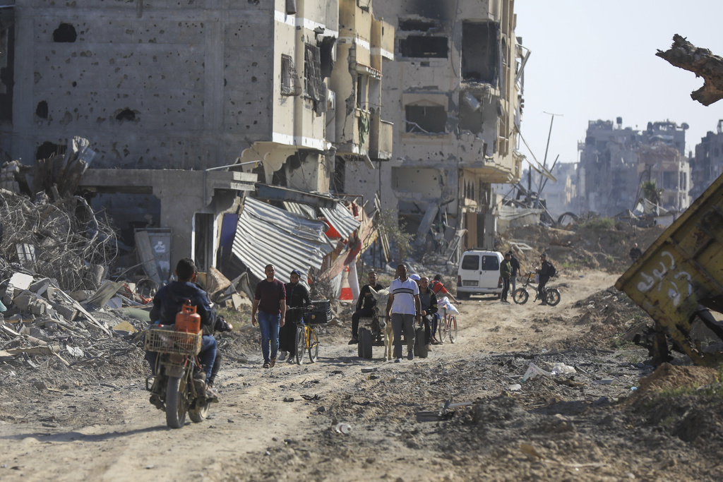 Γάζα: Το Ισραήλ ετοιμάζει επιχειρήσεις στη Ράφα – Επιστρέφουν ξανά στην κατεστραμμένη Χαν Γιουνίς οι κάτοικοι